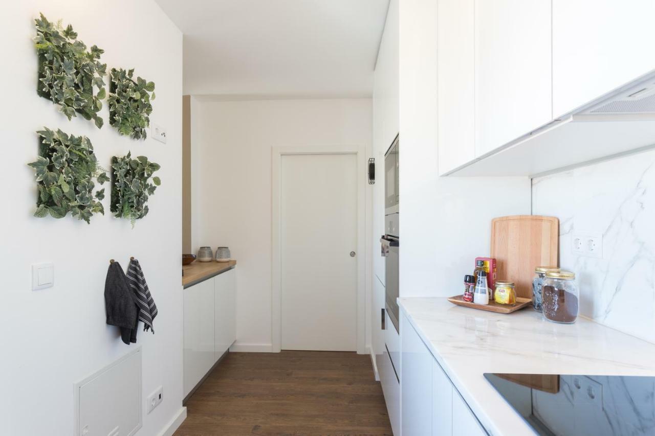 Alfama Lounge Three-Bedroom Apartment W/ River View And Parking - By Lu Holidays Lisboa Extérieur photo