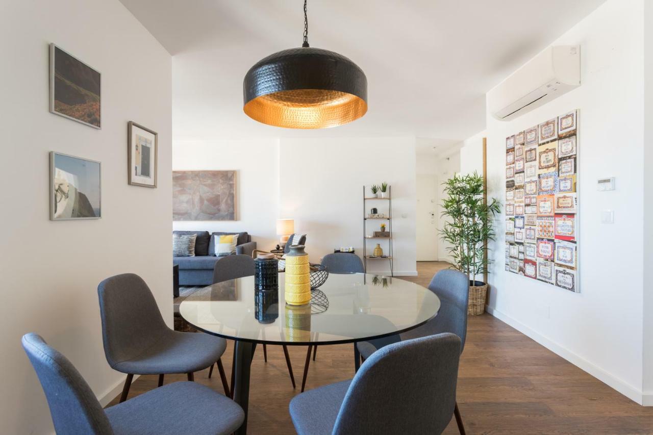 Alfama Lounge Three-Bedroom Apartment W/ River View And Parking - By Lu Holidays Lisboa Extérieur photo